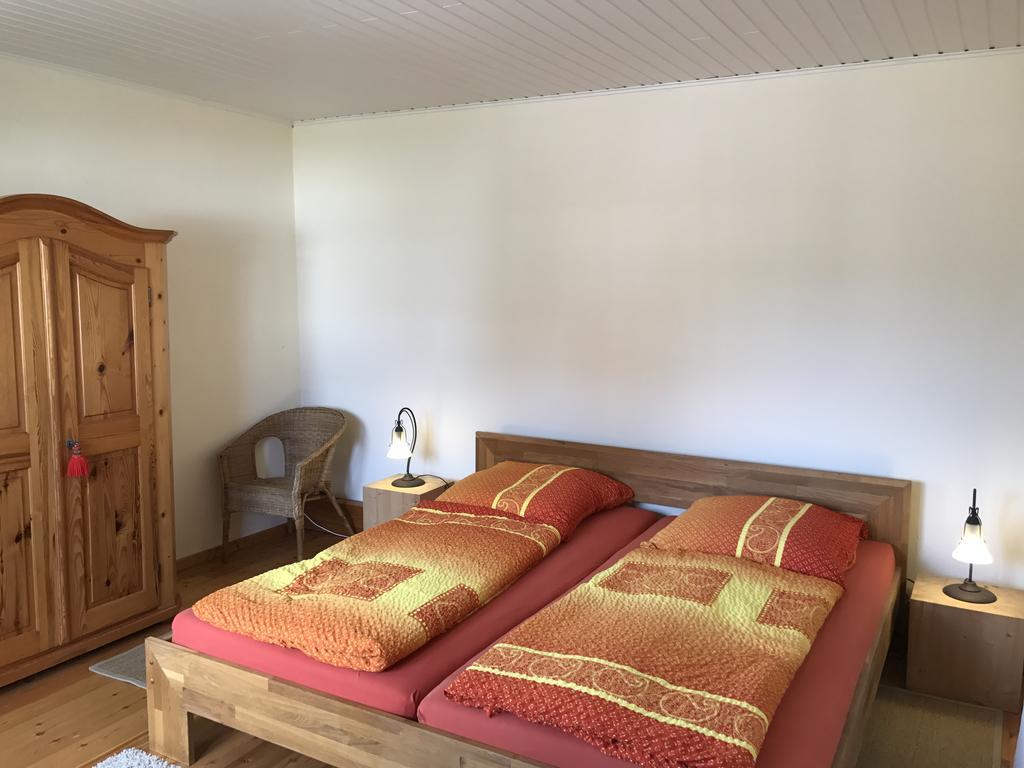 Ferienwohnung Schloessershof Borler Buitenkant foto